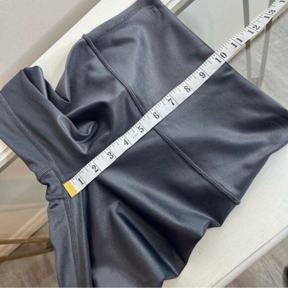 Alo Yoga Women’s Size Small High Waist Airlift Legging Steel Grey 7/8 Leg - Picture 9 of 11